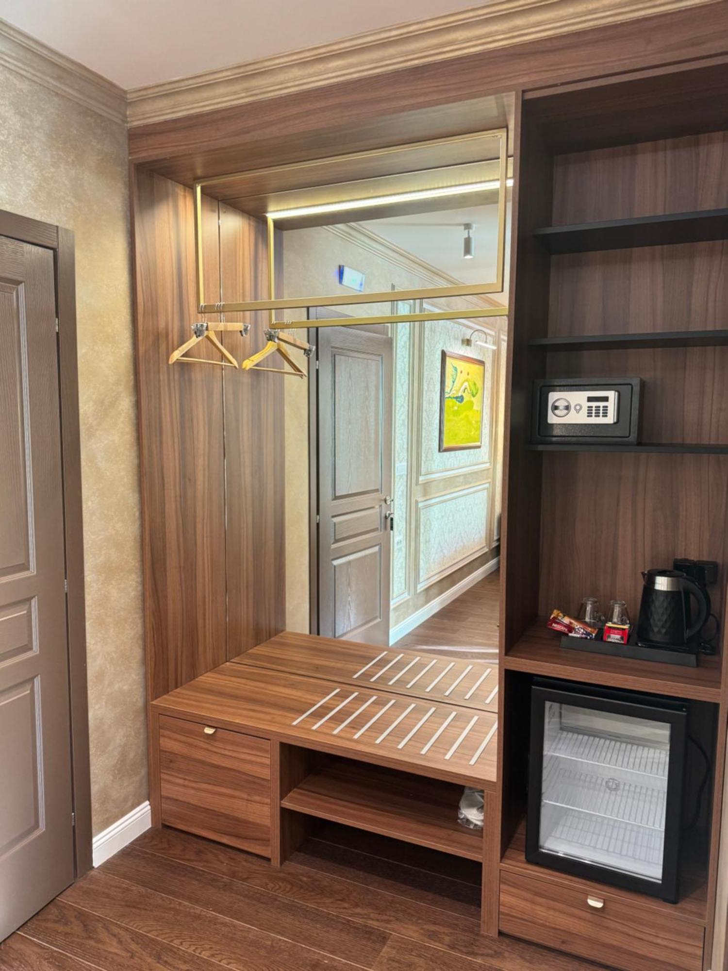 Hotel Kerber พอดโกริกา ภายนอก รูปภาพ