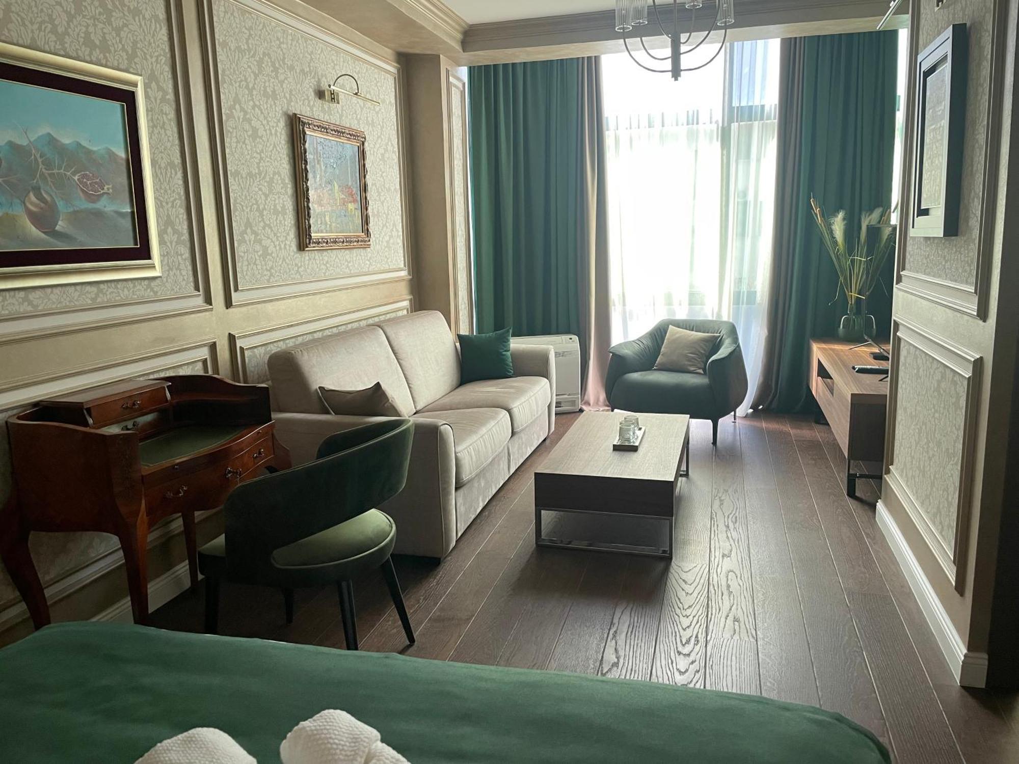 Hotel Kerber พอดโกริกา ภายนอก รูปภาพ